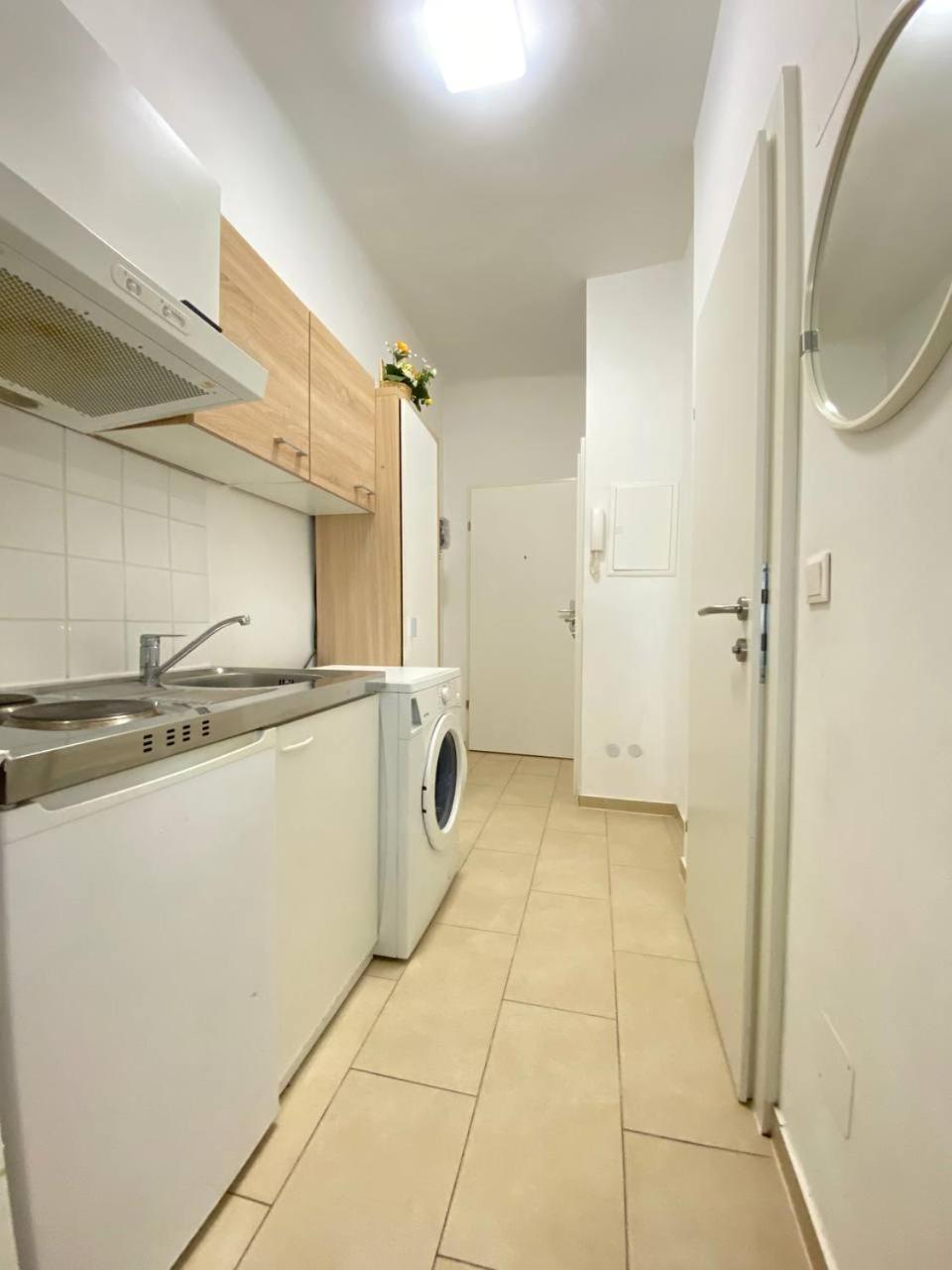 Deluxe Studio In Josefstaedter Strasse Area Apartment Vienna Luaran gambar